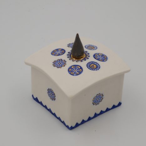 royal blue and gold lustre 'spire' box